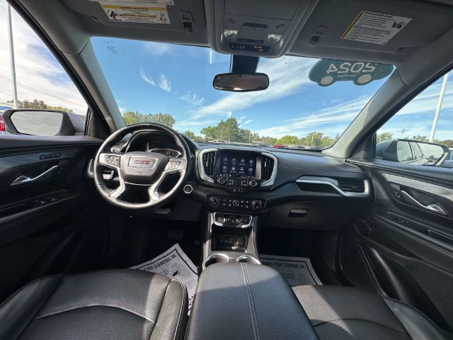 Certified 2024 GMC Terrain SLT FWD image 21