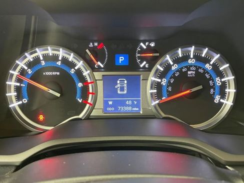 Used 2019 Toyota 4Runner Limited AWD/4WD image 5