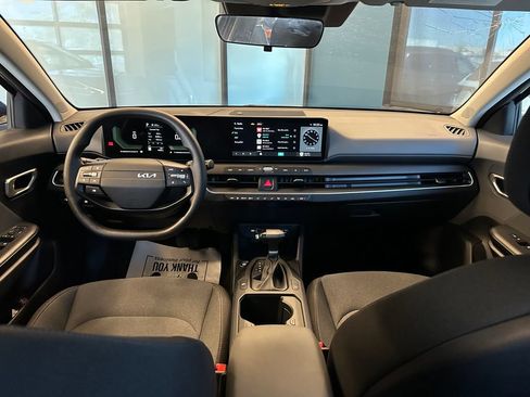 Used 2025 Kia K4 FWD image 9