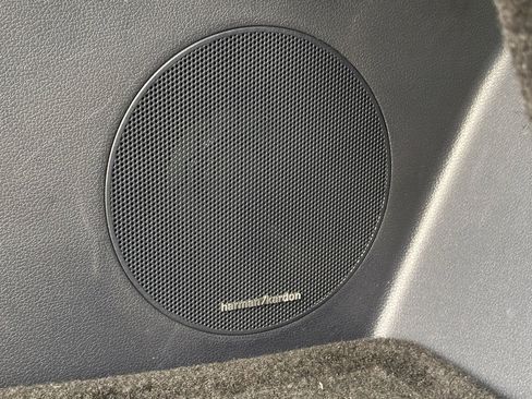 Used 2025 Hyundai Palisade Calligraphy image 19