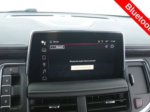 Used 2024 GMC Yukon XL SLT w/ SLT Luxury Package AWD/4WD image 5