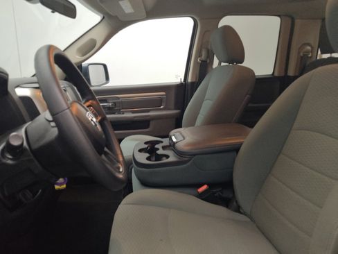 Used 2017 RAM 1500 Classic SLT RWD image 17