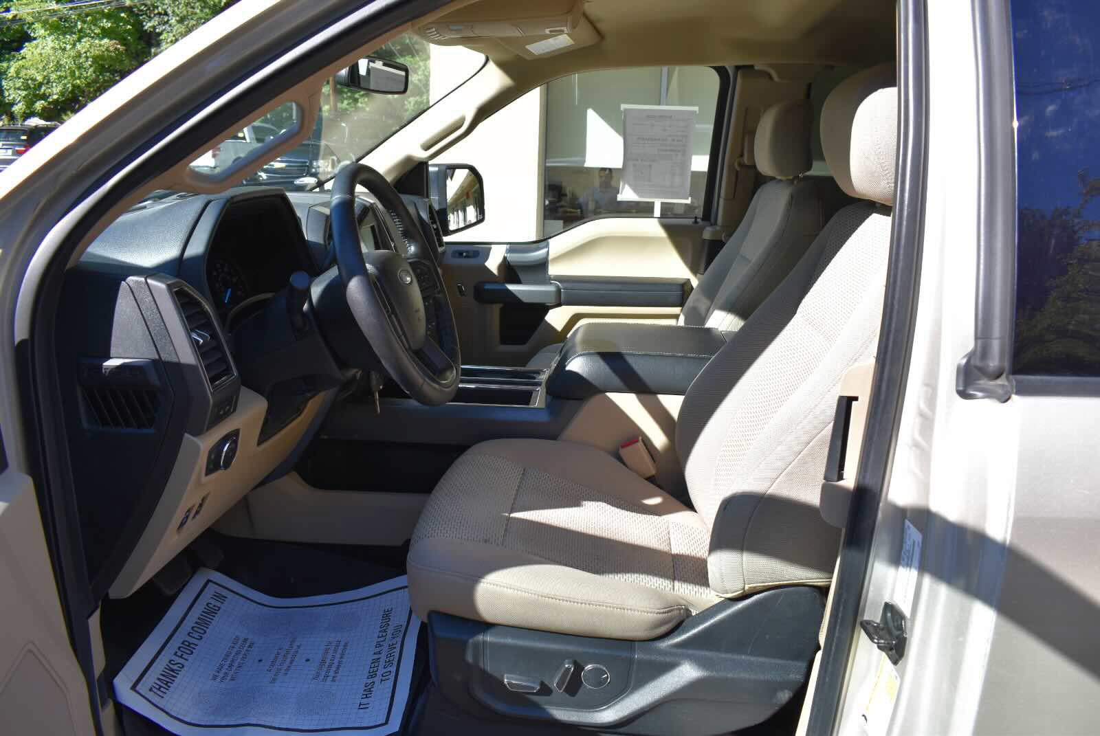 Used 2017 Ford F150 XLT w/ Equipment Group 302A Luxury RWD image 10