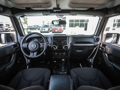 Used 2015 Jeep Wrangler Sport w/ Quick Order Package 24S AWD/4WD image 41
