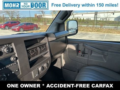 Used 2023 GMC Savana 3500 w/ Driver Convenience Package image 31
