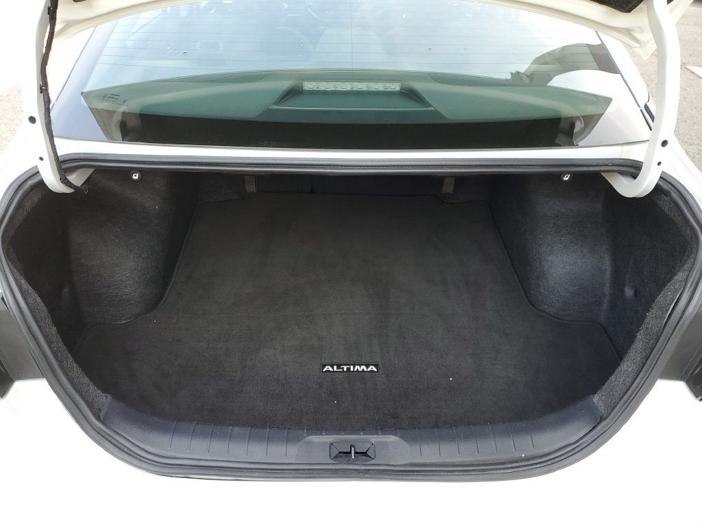 Certified 2025 Nissan Altima 2.5 SV FWD image 8