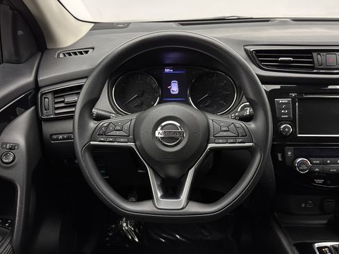 Used 2019 Nissan Rogue Sport SV image 24