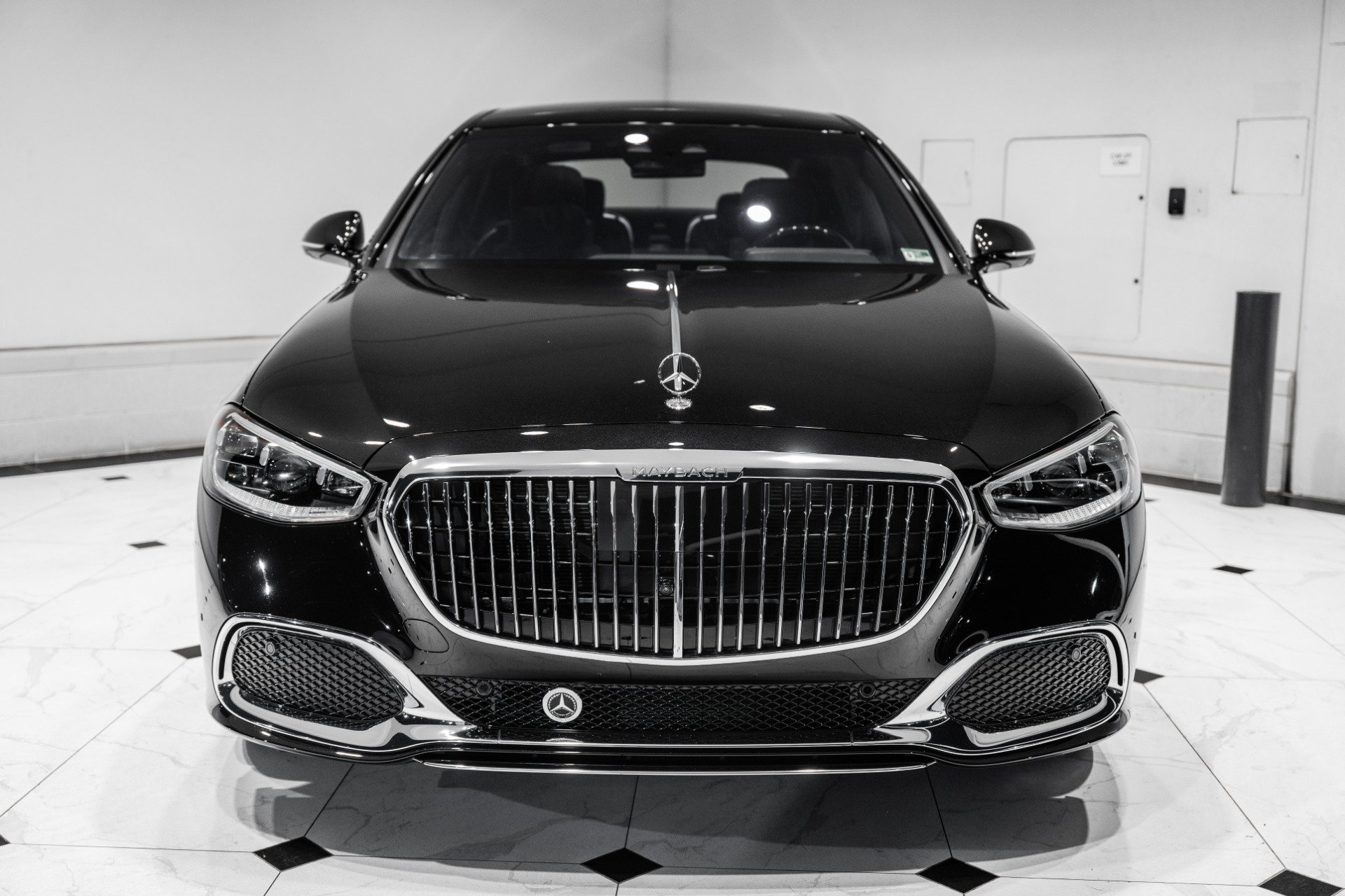 Used 2024 Mercedes-Benz Maybach S 580 4MATIC image 4