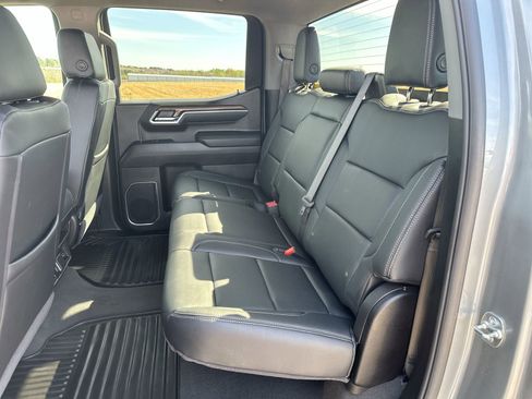 Used 2025 Chevrolet Silverado 1500 LT image 22