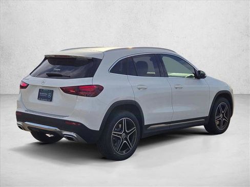 Used 2026 Mercedes-Benz GLA 250 image 2