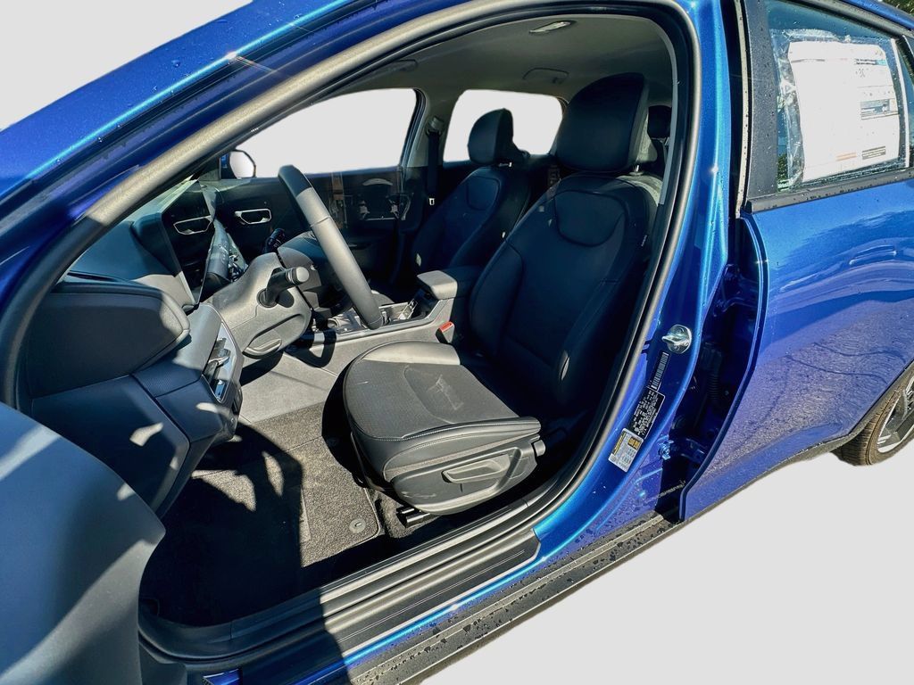 New 2026 Kia K4 EX FWD image 20
