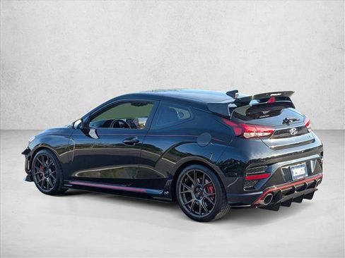 Used 2022 Hyundai Veloster N FWD image 7