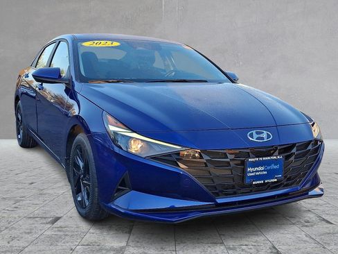 Certified 2023 Hyundai Elantra SEL image 2