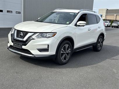 Used 2020 Nissan Rogue SV w/ Premium Package