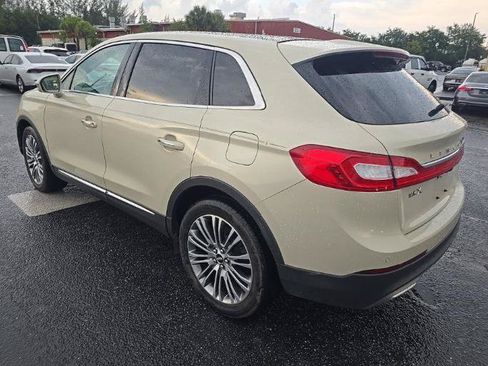Used 2016 Lincoln MKX Reserve FWD image 6