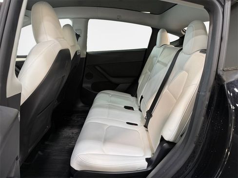 Used 2023 Tesla Model Y Long Range image 24