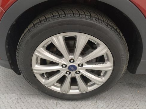 Used 2017 Ford Escape Titanium AWD/4WD image 31