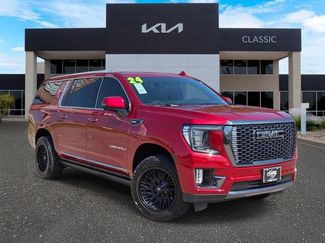 Used 2024 GMC Yukon XL Denali Ultimate AWD/4WD video 1