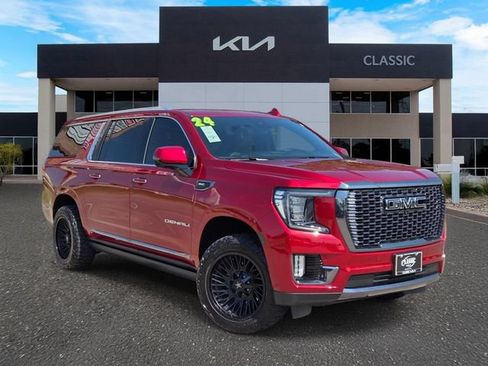 Used 2024 GMC Yukon XL Denali Ultimate AWD/4WD image 1
