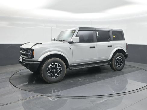 New 2026 Ford Bronco Outer Banks AWD/4WD image 34