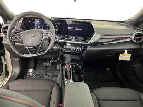 New 2026 Chevrolet Trax RS w/ Sunroof Package FWD image 14