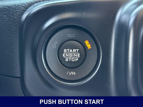 Used 2021 Jeep Gladiator Mojave AWD/4WD image 25