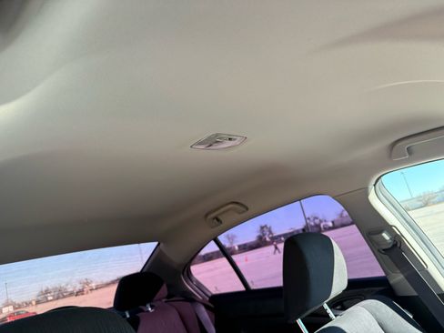 Used 2012 Honda Accord LX image 17