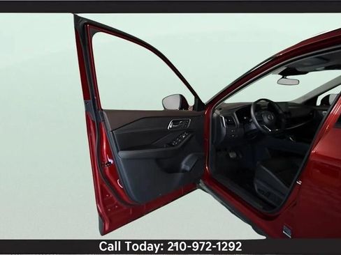 Used 2021 Nissan Rogue Platinum AWD/4WD image 13