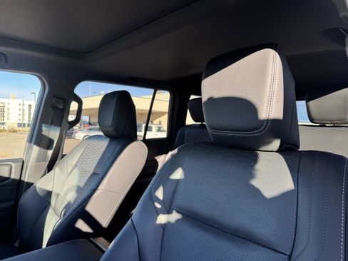 Used 2025 Toyota Land Cruiser image 13