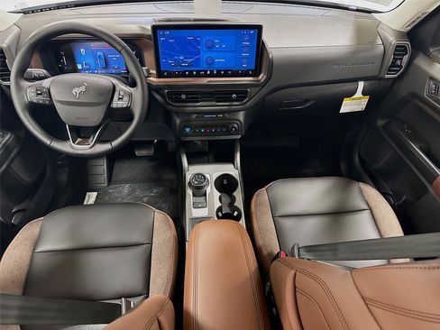 New 2026 Ford Bronco Sport Outer Banks w/ Outer Banks Tech Package+ AWD/4WD image 21