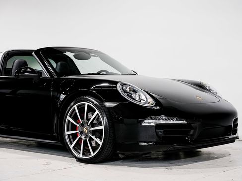 Used 2014 Porsche 911 Targa 4S AWD/4WD image 43