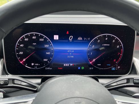 Used 2024 Mercedes-Benz GLC 300 4MATIC image 21