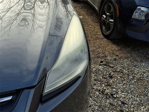 Used 2015 Ford Escape SE image 7