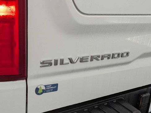 Used 2023 Chevrolet Silverado 1500 ZR2 image 14