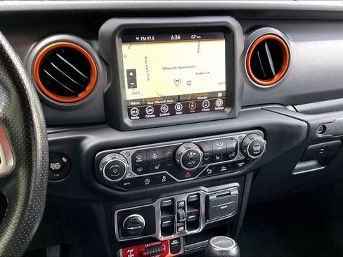 Used 2021 Jeep Gladiator Mojave w/ Uconnect 4C Nav & Sound Group AWD/4WD image 10