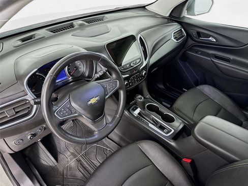 Used 2021 Chevrolet Equinox Premier image 10