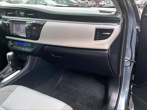 Used 2016 Toyota Corolla LE image 15