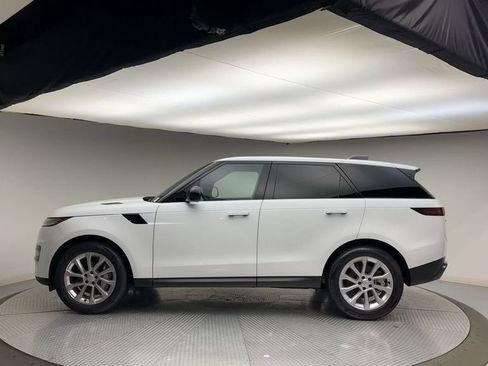 Certified 2025 Land Rover Range Rover Sport SE AWD/4WD image 5
