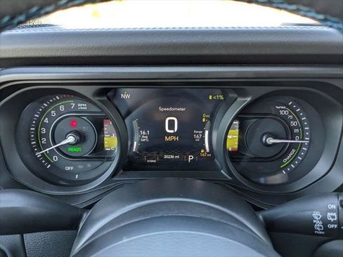 Certified 2025 Jeep Wrangler Unlimited Rubicon 4xe w/ Safety Group image 29