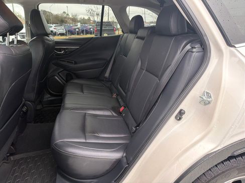 Used 2022 Subaru Outback Limited image 10