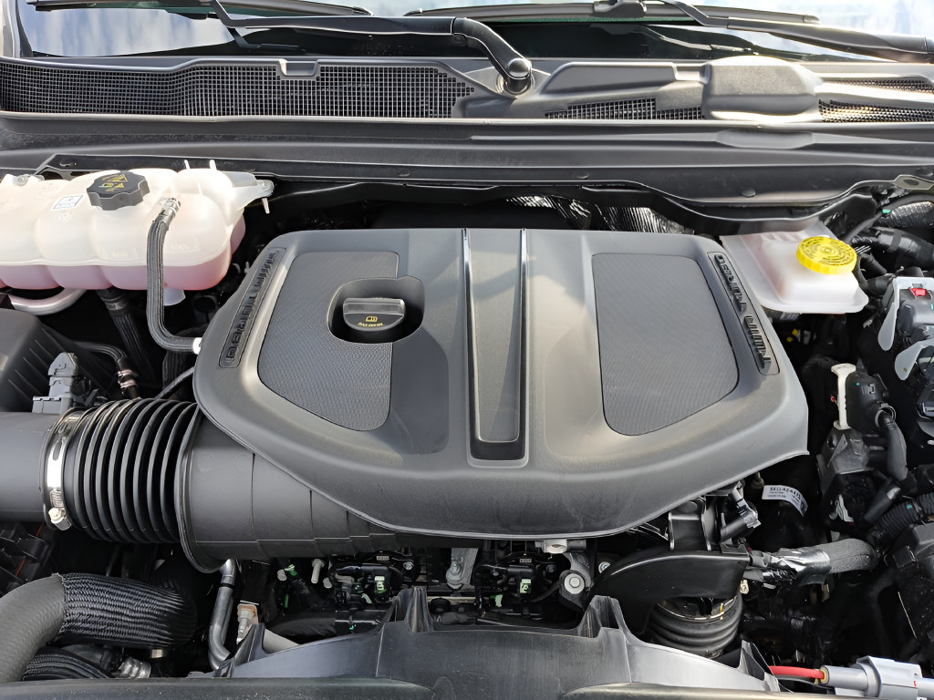 Used 2026 RAM 1500 Laramie AWD/4WD image 28
