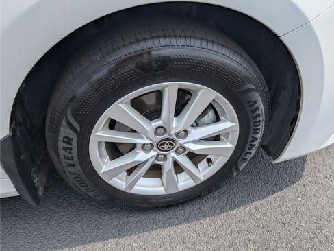 Used 2025 Toyota Camry LE w/ Convenience Package AWD/4WD image 34