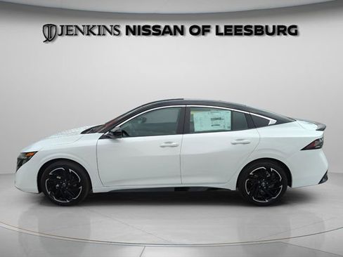 New 2026 Nissan Sentra SR w/ Floor Mat Package image 11