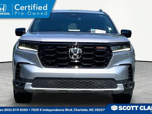 Certified 2025 Honda Pilot TrailSport image 2