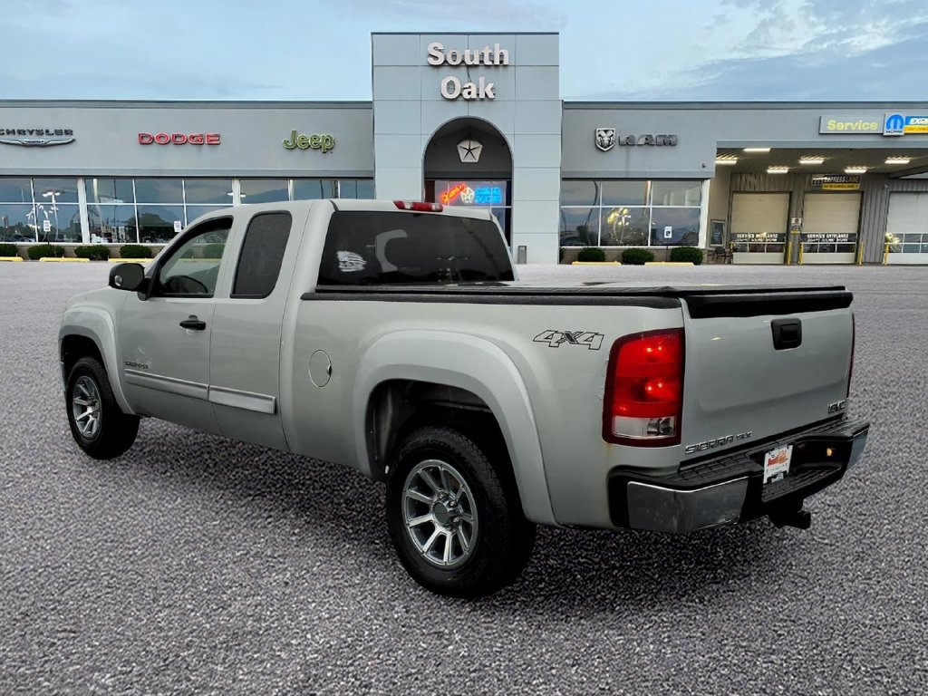 Used 2011 GMC Sierra 1500 SLE AWD/4WD image 4