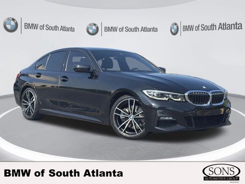 Used 2019 BMW 330i Sedan w/ M Sport Package RWD image 1