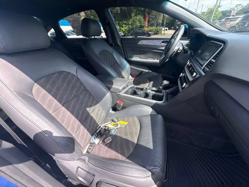 Used 2018 Hyundai Sonata Sport FWD image 16