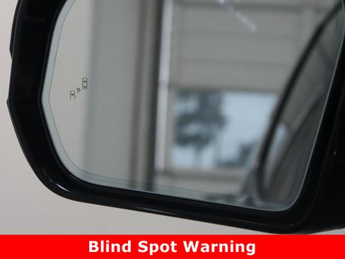 Used 2024 Toyota Tundra Limited image 25