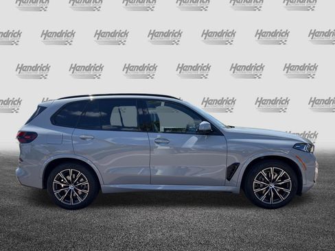 Certified 2024 BMW X5 xDrive40i w/ Executive Package image 11