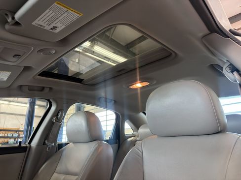 Used 2009 Chevrolet Impala LTZ FWD image 29